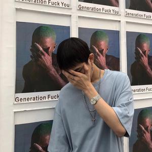 英语老师的玉足伸入我的喉咙
